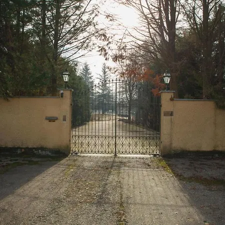 Di Lambda Villa Cellarengo